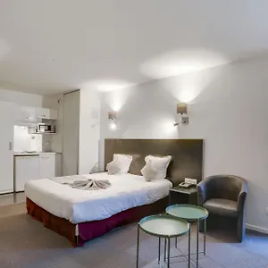 *** Appart hôtel Aéroport Paris Orly – France